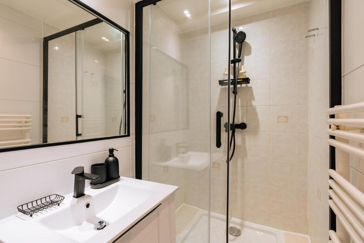 Апартаменти Chic & Stylish 1Bd Apart Louvre-Rivoli! Париж Екстер'єр фото